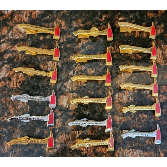 Lot of 18 CT Town Vintage Fireman Axe Bar Hook Fast Tie Money Firefighter Clips - Picture 1 of 11